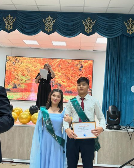 Оқушылардың демалыс күндерін тиіиді өткізу мақсатында 8-10 сыныптар арасыгда “Ханзада мен ханшайым” байқауы ұйымдастырылып өткізілді